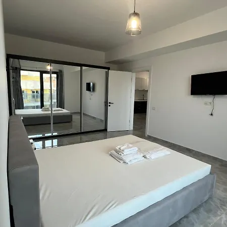 Luxury * Mamaia