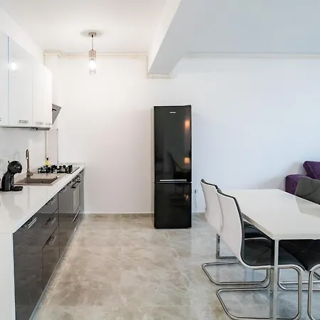 Luxury 公寓 马马亚