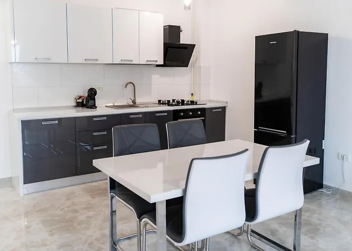 アパート Luxury *